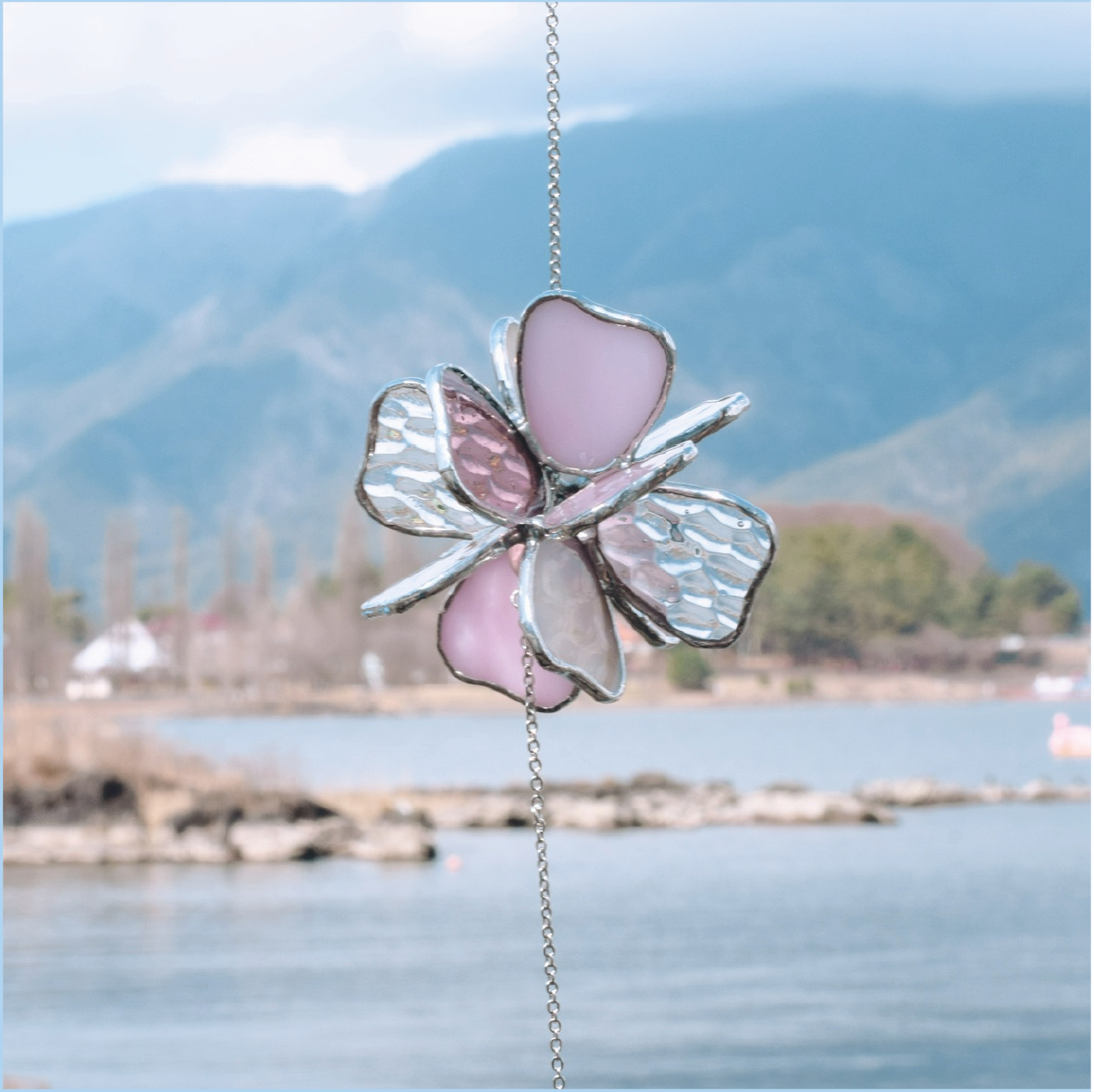 Blossom Spinner 🌸🪐