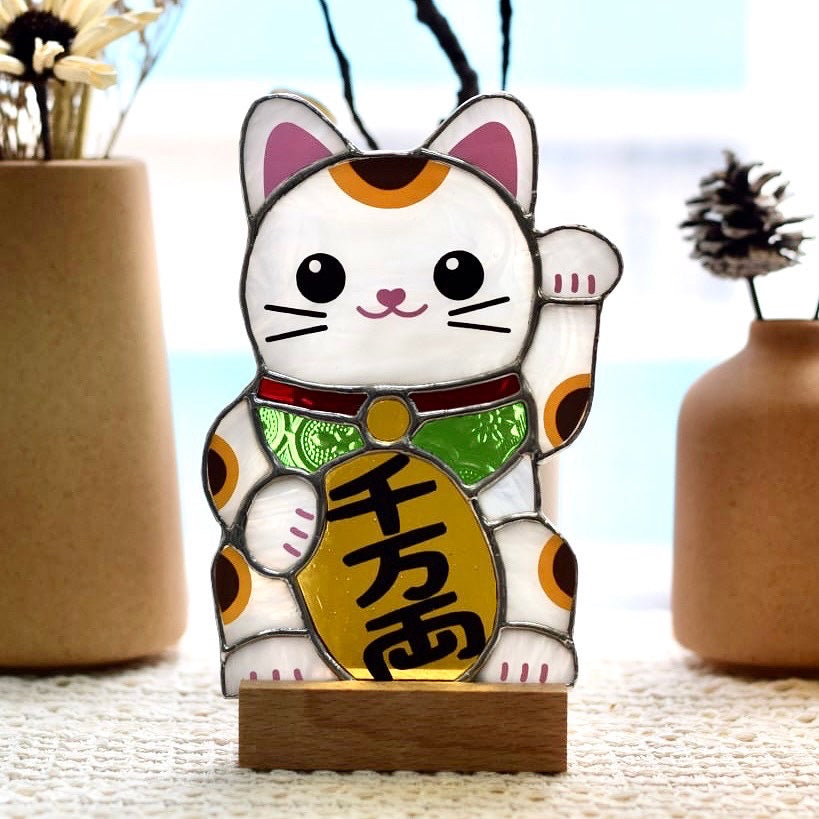 Lucky sale cat hk