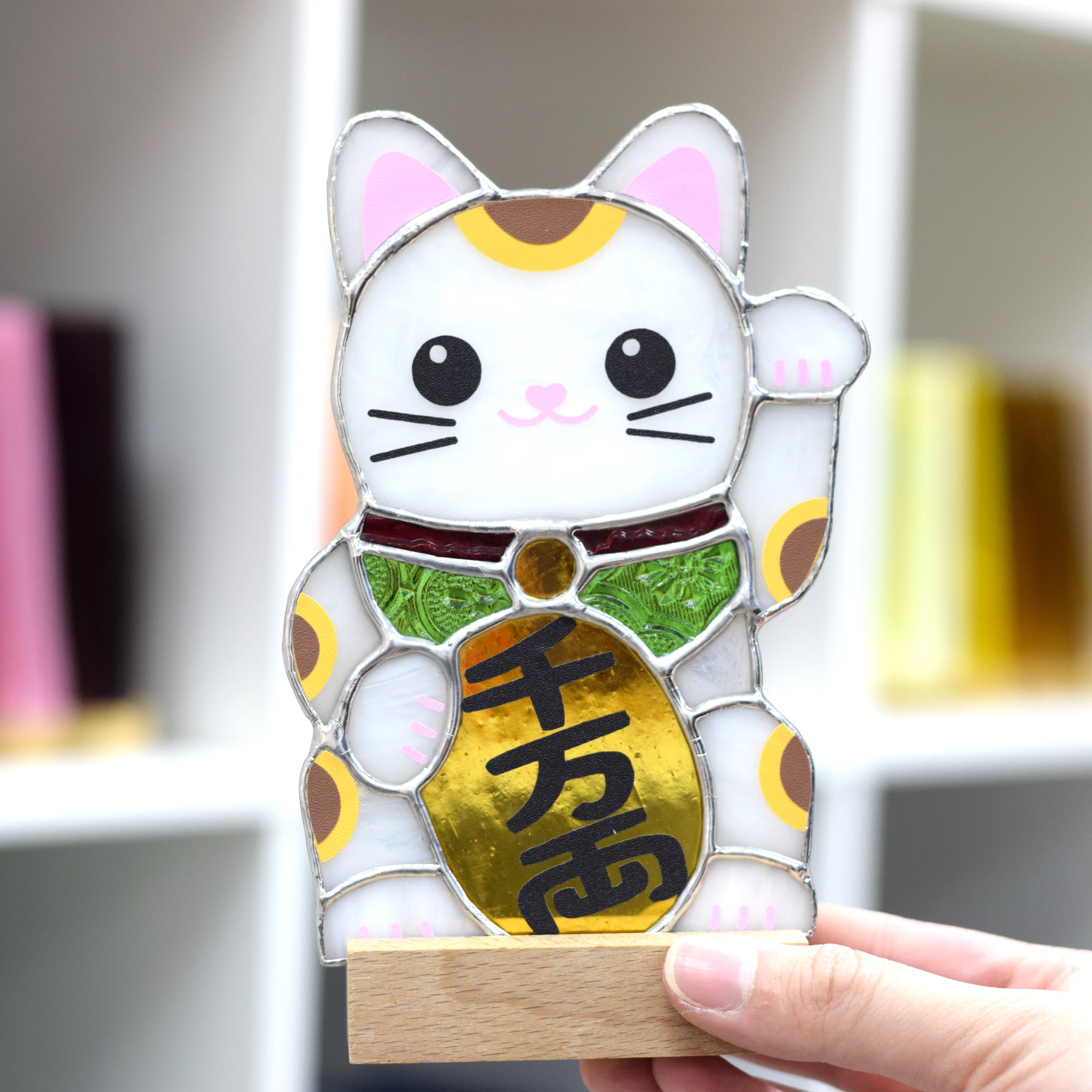 Lucky sale cat hk